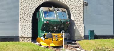 3023527